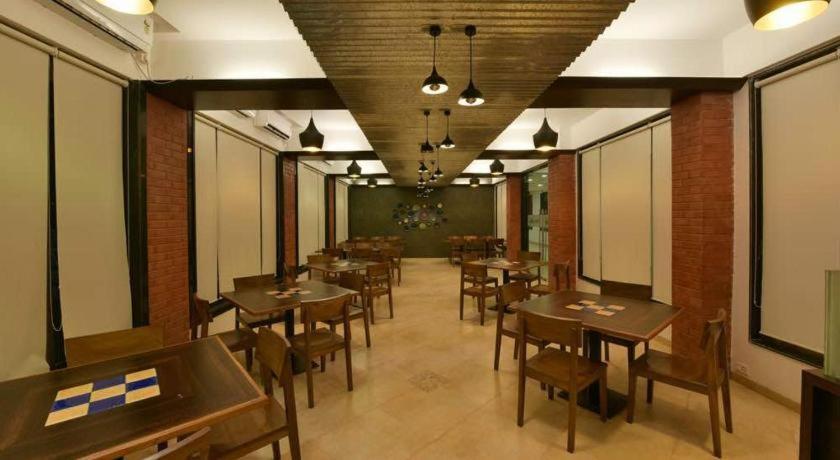 Marigold Stay Jambhulpada Экстерьер фото